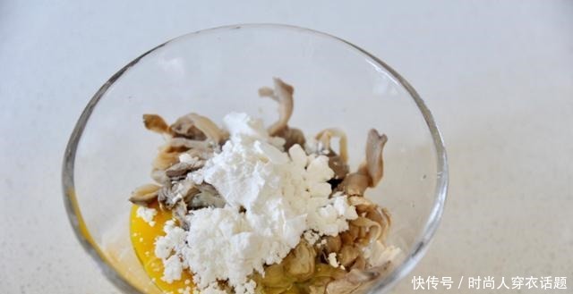 蘑菇|这道菜成本2元钱,吃起来比肉还香的“下饭王”,老公每天都想吃
