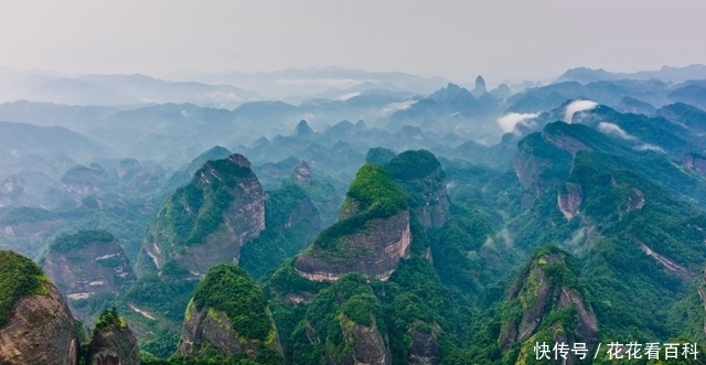 丹霞|湖南的“奇峰仙境”，山水风景赛桂林，被称作“中国丹霞之魂”