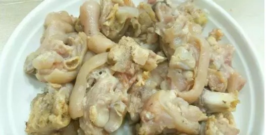 猪蹄这个做法最馋人,每次做都不够吃,光听名字就流口水