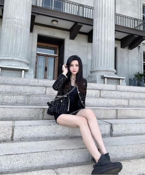 腰臀|95年菲律宾健身模特,颜值、完美腰臀比,无可挑剔!教你练同款