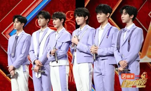 总导演透露:2021年央视春晚选歌“从阳台上来”