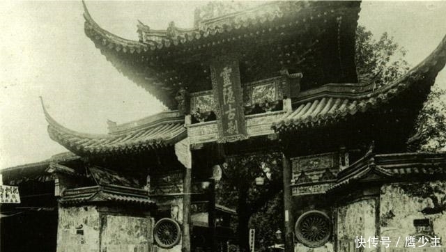 灵隐寺|清朝老照片：女贵族锦绣华服穿在身，图5真实的灵隐寺