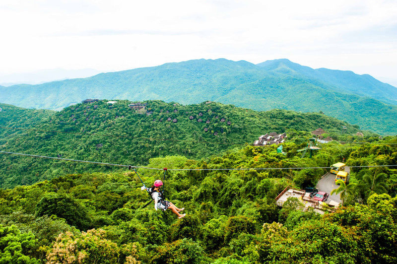 天堂|三亚藏了个天堂般的森林公园，拥有超浪漫的雨林景观，你想看吗？