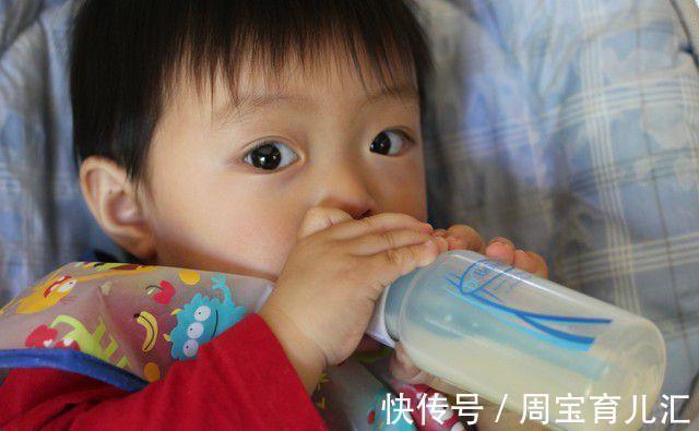 营养物质|小男孩坚持喝牛奶2年长高却不明显，医生：喝奶的时间点不对