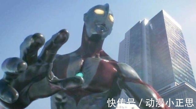 特技|谁说演奥特曼必须穿皮套？他带着特技上镜，身上肌肉一清二楚
