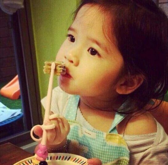 泪水|将来孝顺的孩子,小时候有3大特征,中两个的话,恭喜!