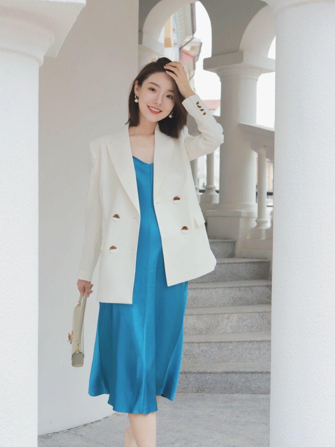 西装|黑白西装别乱穿,春天建议这样搭配,轻松打造非凡魅力