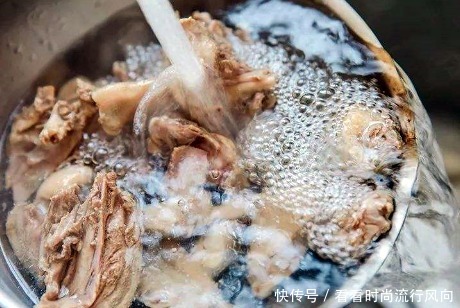 营养|8月,我家最爱的鸭肉做法,香嫩肉厚还解馋,简单好做营养更美味