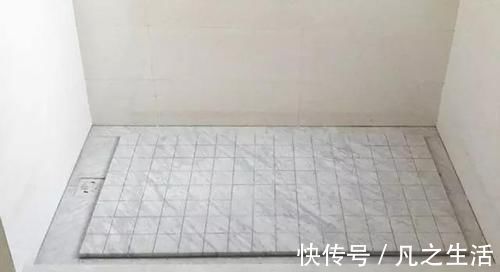 打扫|头一次见有人淋浴房装这种地面,下水快防滑又好看,太聪明了