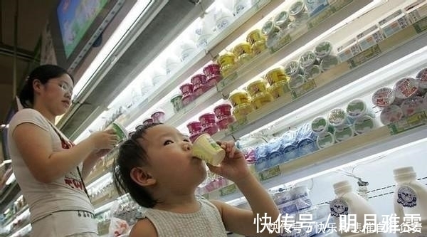 小航|孩子若有这几种“节俭”行为,将来容易没出息,家长别盲目得意