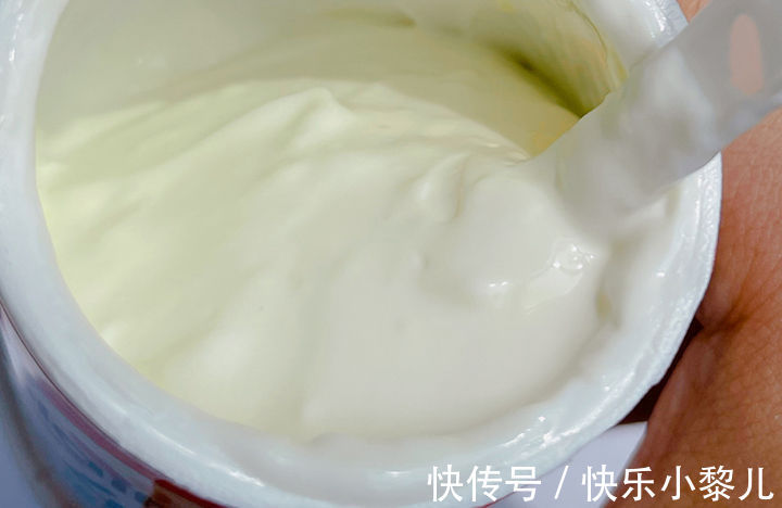 一日三餐|零食种类五花八门,该不该让孩子吃?这几类食物可以让娃吃