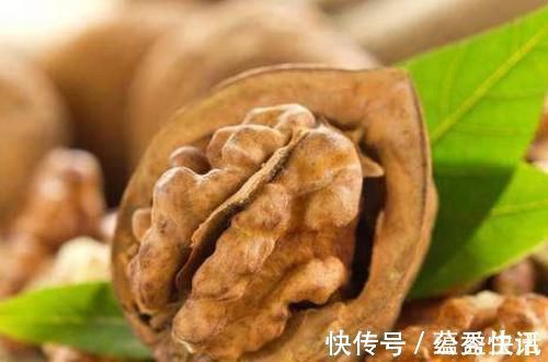 胰岛素|餐桌上的“天然胰岛素”,每天吃一点,轻松降血糖,远离糖尿病