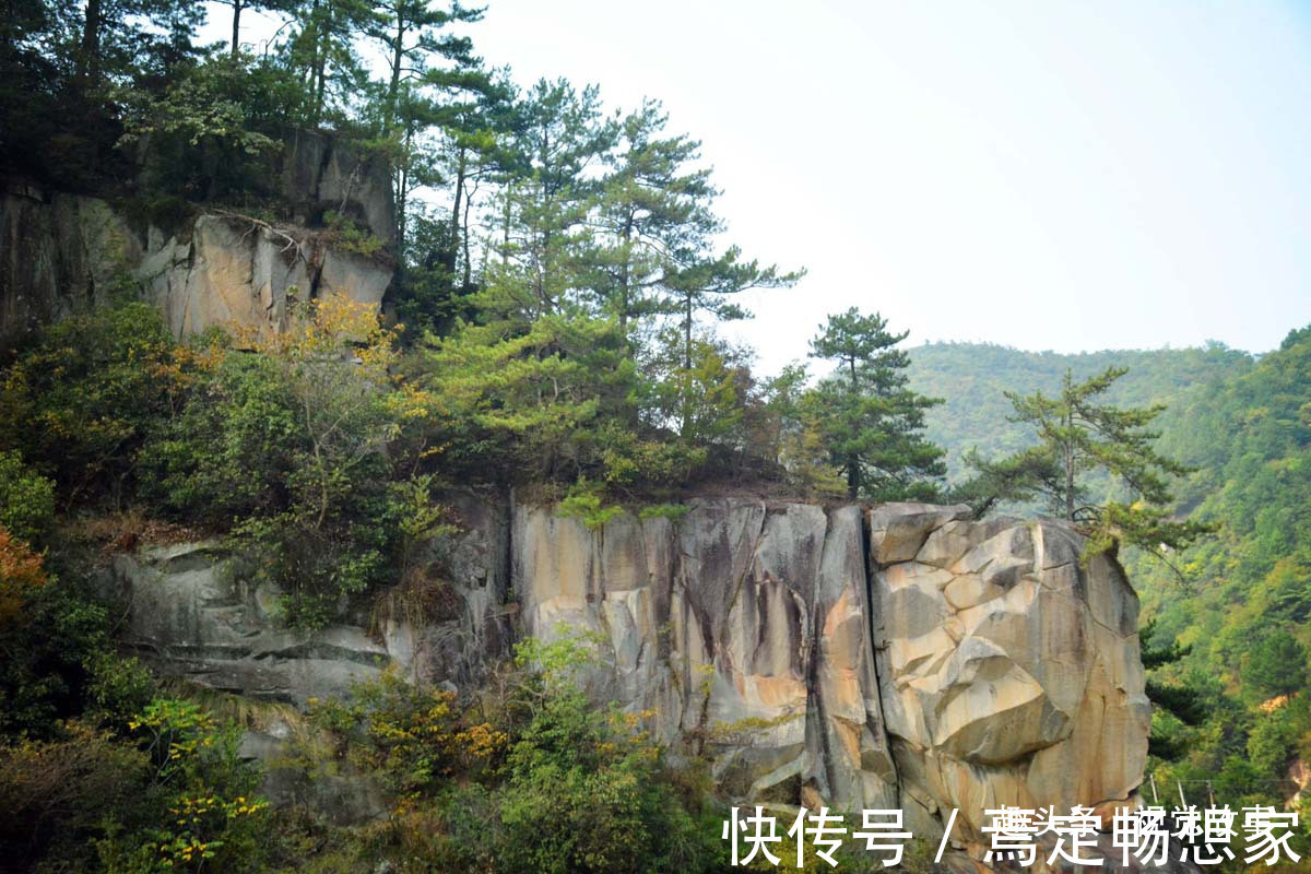 石阶|藏在深山里的神仙庙，悬崖陡坡“挂”千级石阶，看看啥样子