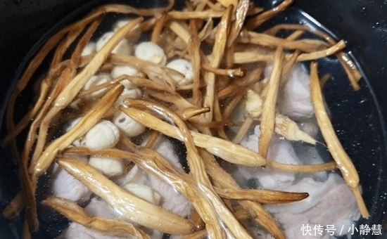 失眠不要放过这道汤，隔三差五吃，体质变好，一觉睡到大天亮