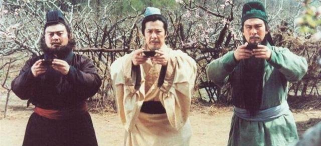 历史上加九锡的人几乎都篡位了,是高度