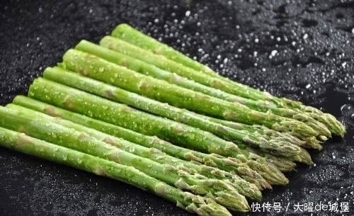 维生素k|芦笋营养这么高?可惜知道的人太少了,这几类人最适合吃芦笋