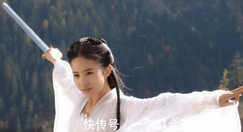 金庸#当年小龙女被定住,甄志丙真的得手了吗?金庸把答案藏在了绝情谷