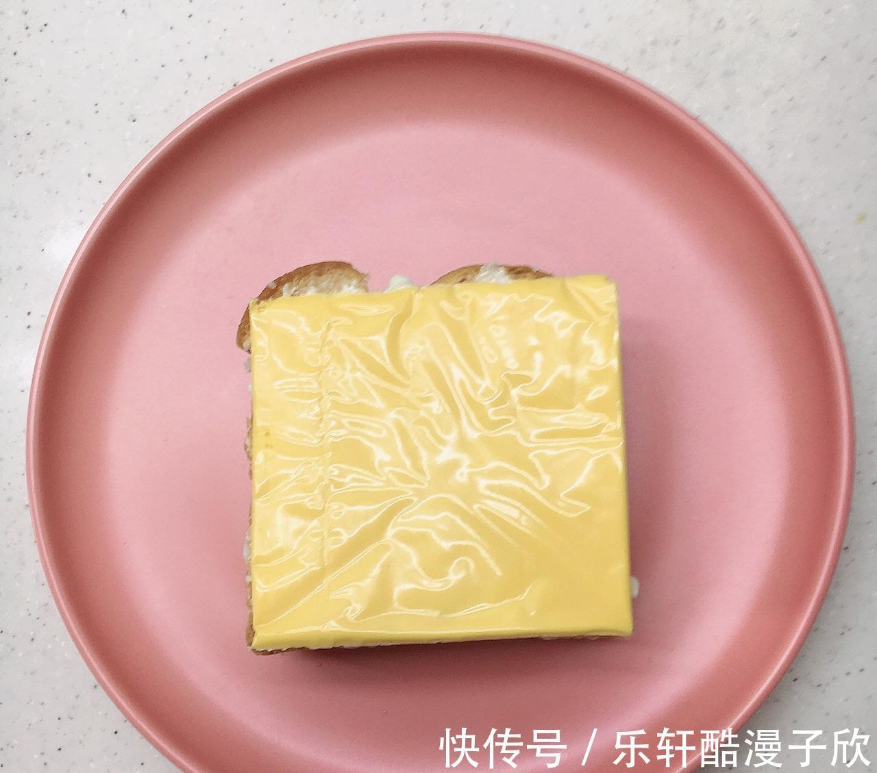 培根|好吃美味的三明治，适合当作早饭吃，口味丰富又好吃