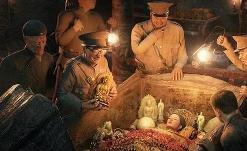 发生|孙殿英盗慈禧墓时到底发生了什么？为什么幸存者们都谈虎色变？