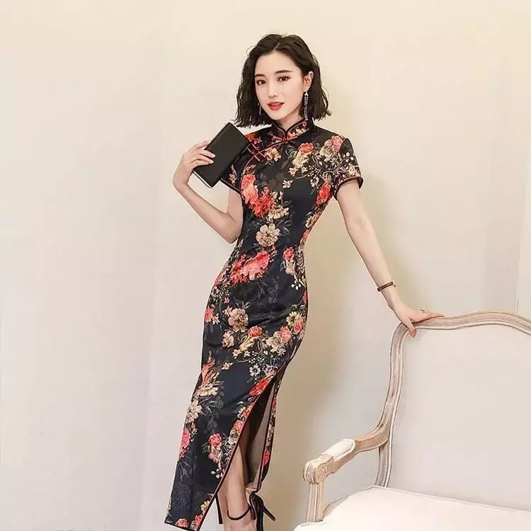 纺织界|完美演绎旗袍之家,改良双层香云纱旗袍!