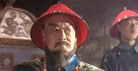 杀班|班布尔善是跟从鳌拜,康熙囚禁鳌拜,但为何一定要杀班布尔善?