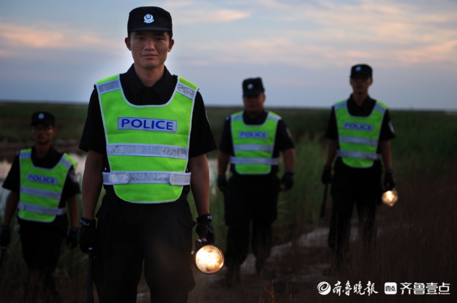鸟类|“齐鲁最美警察”候选人杨华章：湿地荒滩的生态卫士