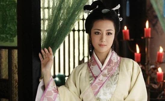 乞丐|招亲对联:才女出“天字出头为我夫”,穷乞丐巧对下联,太精彩了