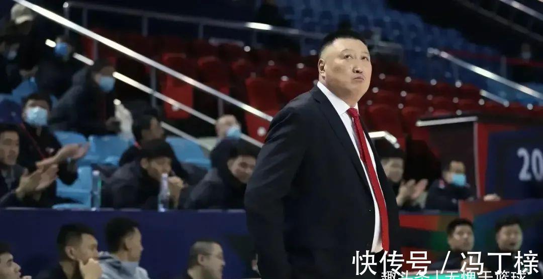 闫鹏飞|山西7人上双胜北京!杨学增被热议,他让山西成为CBA勇士队?