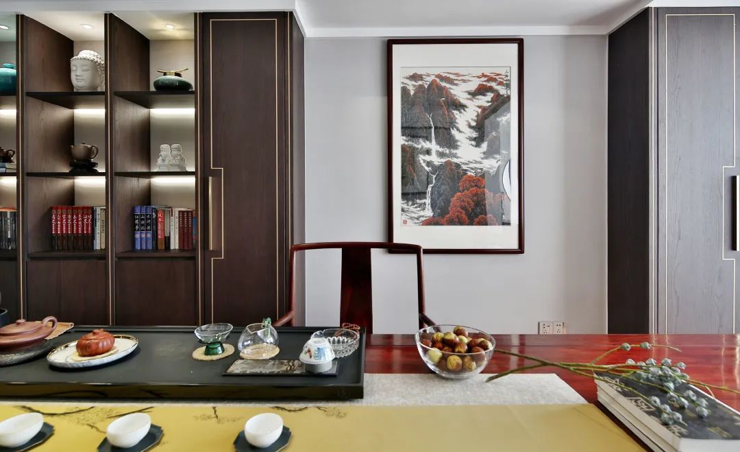 布置|210㎡新中式，现代简雅舒适，中式端庄布置，营造禅意气质