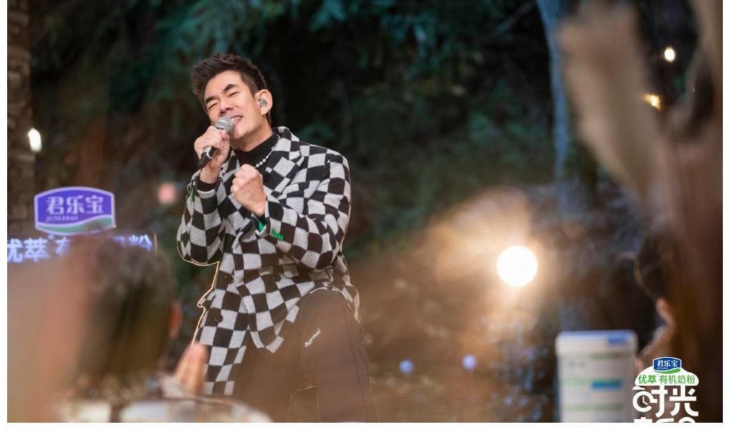 《時光音樂會》太會玩！全員演繹鳳凰傳奇金曲，重溫五毛特效名場面