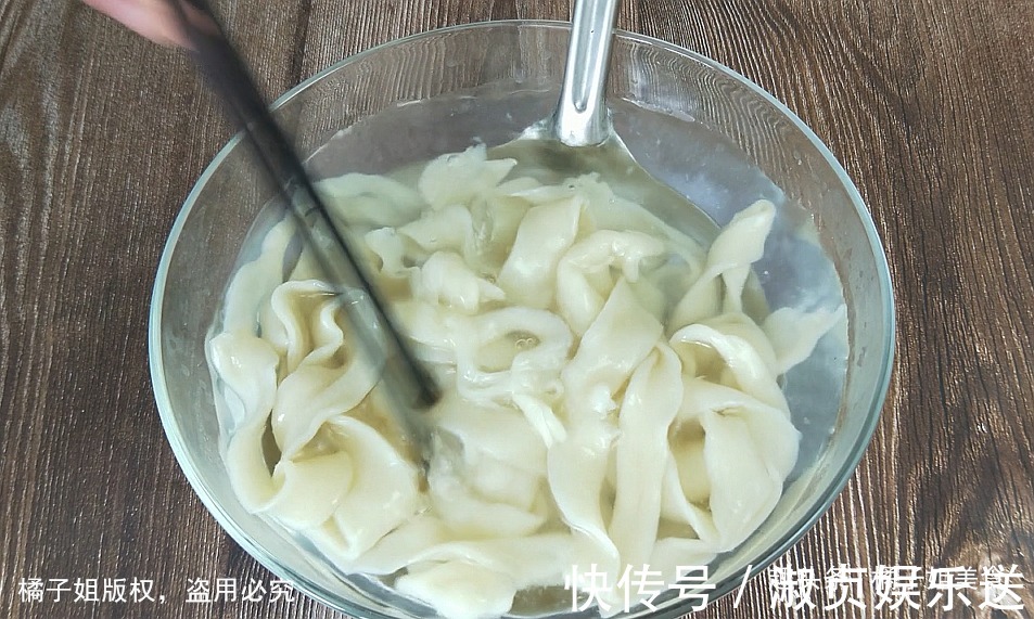 剂子|我家面条从来不买，教你秘制做法，筋道爽滑，1.5元面粉做一锅