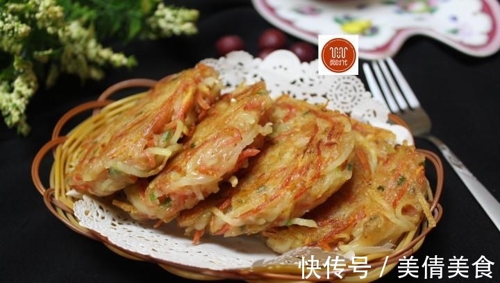 土豆|这样做的早餐饼，天天吃都不腻，做法真的好简单，早上多睡20分钟