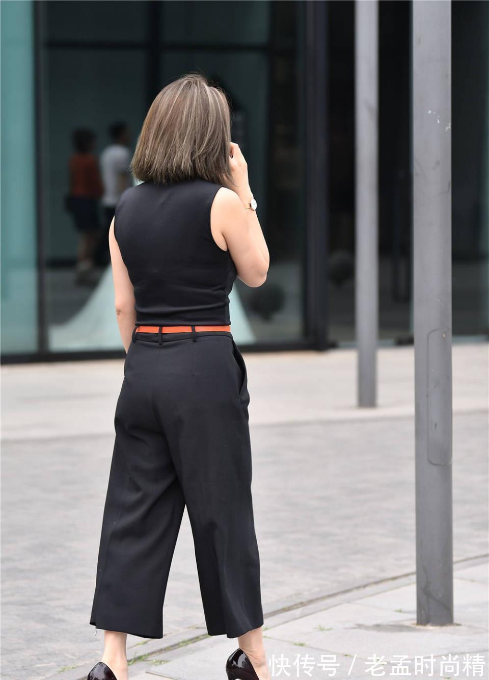 高跟鞋|红黑渐变色尖头细跟鞋,10公分的高度,搭配七分阔腿裤