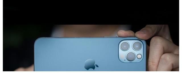 处理器|库克开始发飙，iPhone 12 Pro Max宣布降1700元，还买啥安卓？