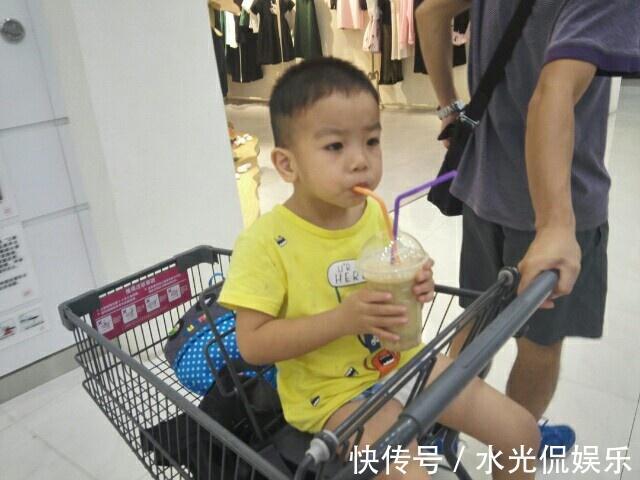 兰兰|医生忠告孩子3岁前，喂4种食物是“害”不是爱，家长要知晓