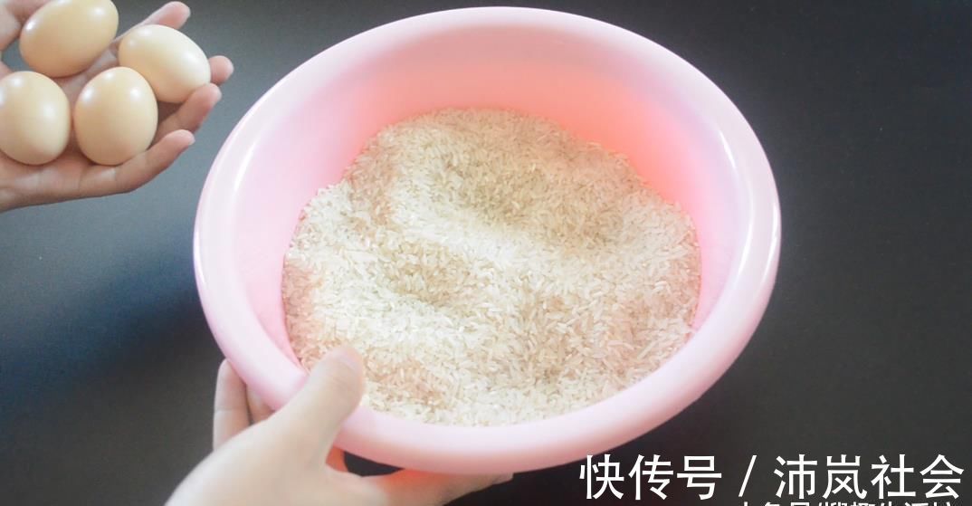 把鸡蛋放在大米里, 没想到还有这个妙用, 看完您会感谢我的