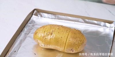 把土豆做成了吃不起的样子!美味又省事,学会这一招,赞爆朋友圈