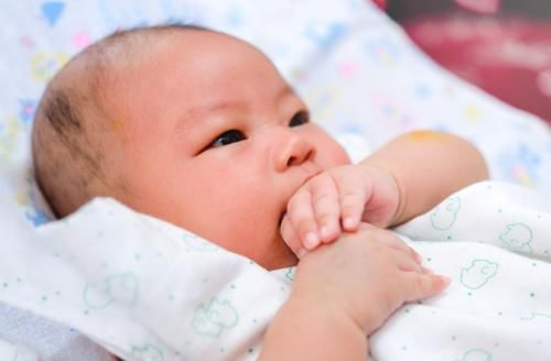 宝妈|宝宝出生后的十多分钟里,有4个环节紧密相扣,孕妈尽量提前了解