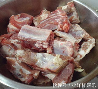 大排骨|最新酱烧大排骨,简单粗暴,好吃到爆,连不爱吃肉的女儿也爱吃呵