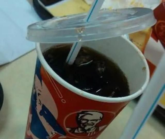炸鸡披萨|吃肯德基时,不点这4种食物,服务员会把你当“暗访”的领导