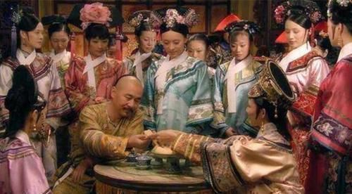 架空|权力要合理分配,若一个人太独裁,那么,其结果往往是权力被架空