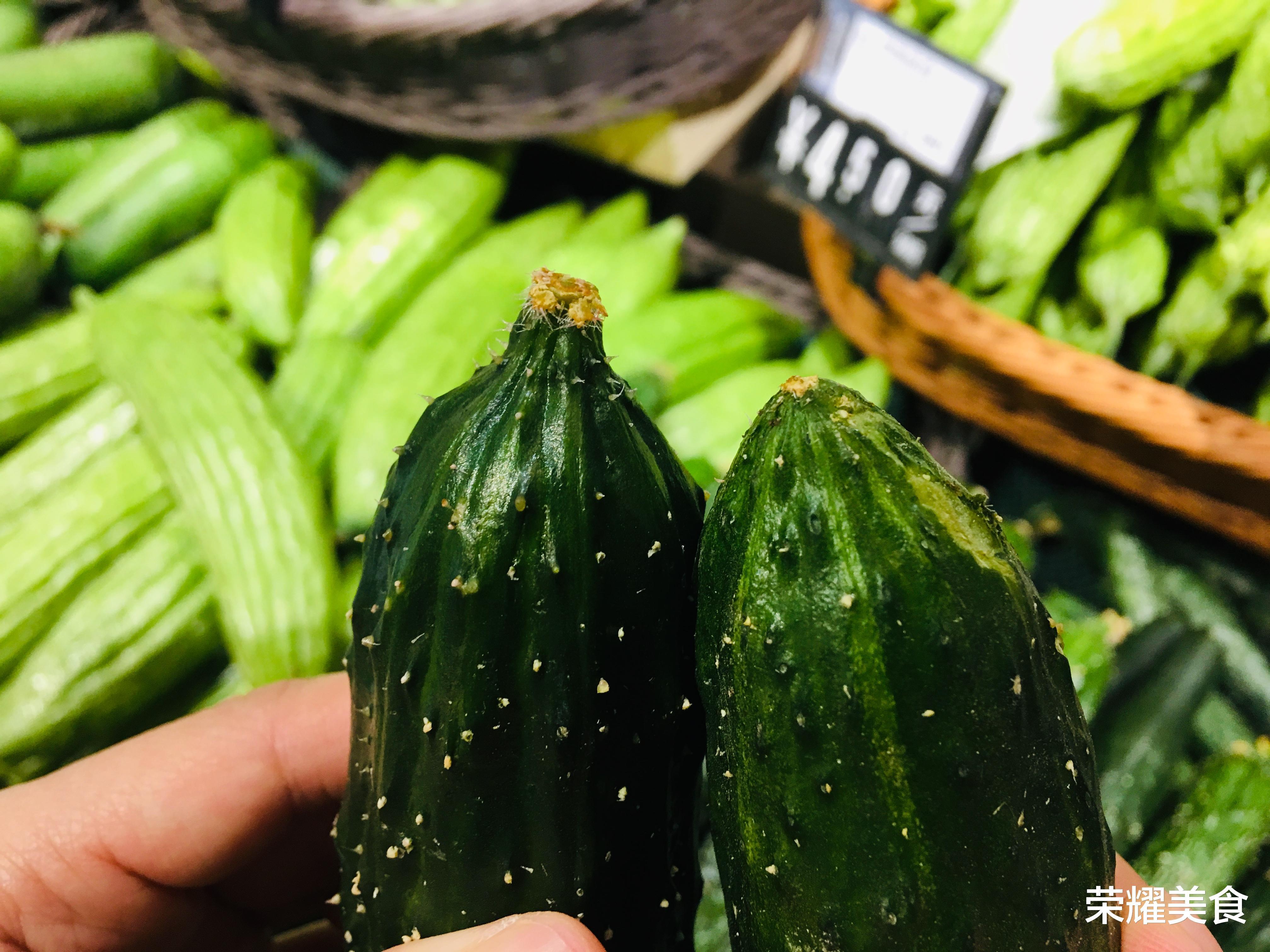 “激素”青瓜不要买,认准4点,一眼就能分辨出来,多便宜也不要