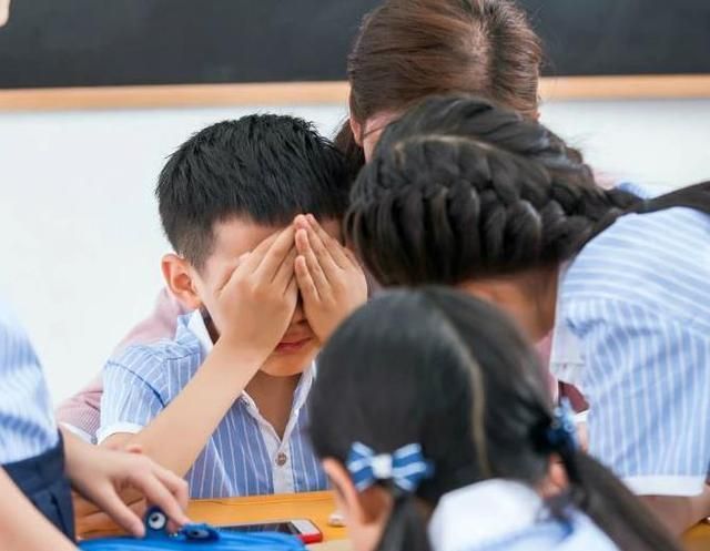 父母|培养一个内心强大,拥有幸福感的孩子,父母只需做到这四点!