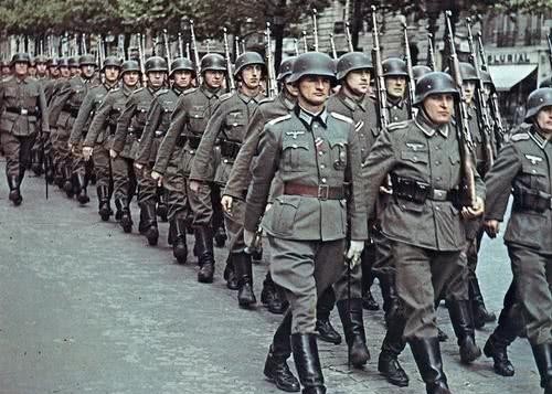 德国|二战德国党卫军装甲部队和国防军装甲部队的不同,谁更强悍一些?