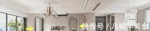 双门洞|客厅墙上挖2个洞做背景墙,双门洞设计实现“去电视化”、双动线