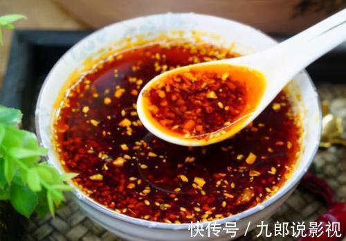 搅拌均匀|凉拌菜不好吃?教你一个“万能的料汁”,好吃的停不下来