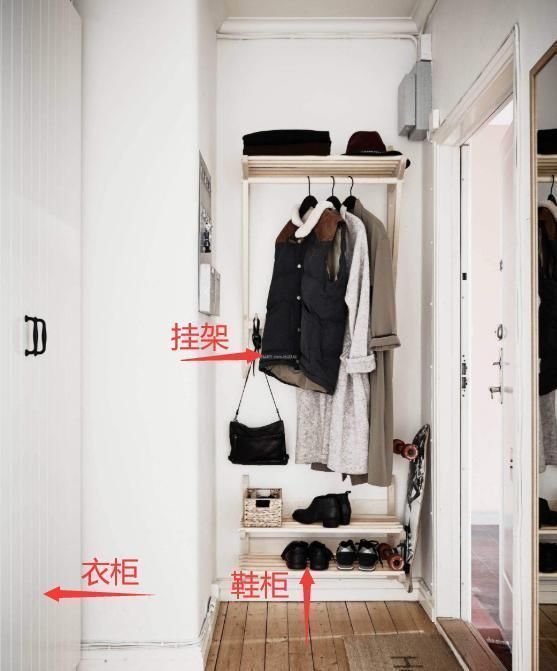 卡座|晒晒他家入户玄关一边卡座，另一侧鞋柜还延伸个书房，我服了