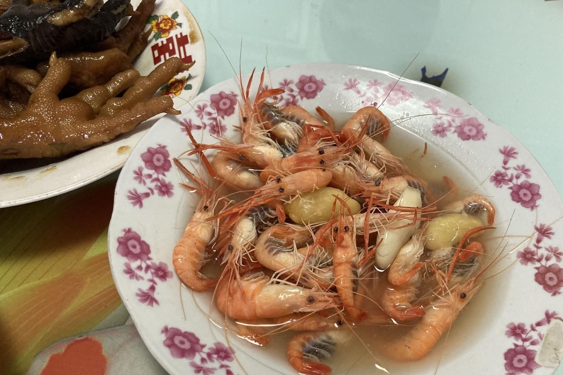 红烧|婆婆做的晚餐七菜一汤,天天吃到撑,网友:一个月的工资都吃光了