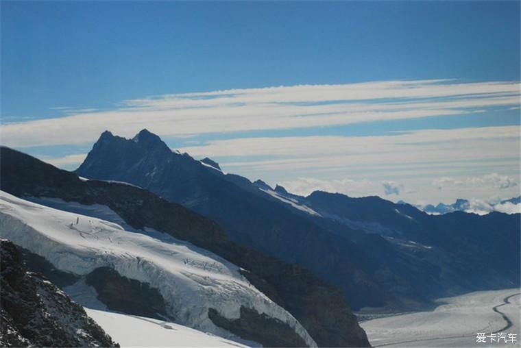 漫游|如画的草原、宏伟庄严的大雪山、澄澈的湖泊，漫游瑞士！！