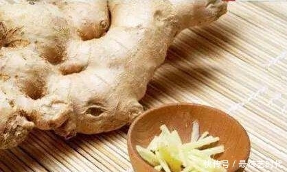 生姜和此物一起煮，排出體內(nèi)濕氣，提高視力，面色越來越紅潤